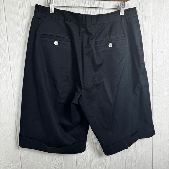 Lauren Ralph Lauren Active Black Bermuda Shorts Size 14 High Rise Flat Front - Picture 6 of 13
